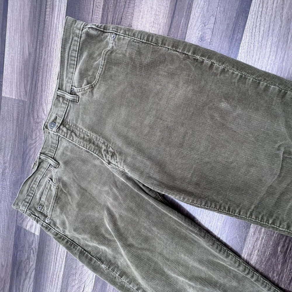 Levi’s 511 Green Corduroy Stretch Jeans Men’s Size 38 x 32 White Tag Mint